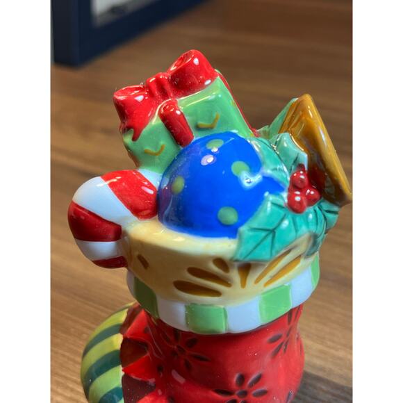 Fitz and Floyd Christmas Santa & Stocking Salt Pepper Shakers w/ Box - Picture 10 of 13